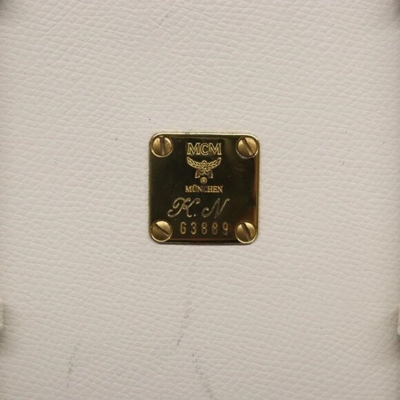 Authentic MCM Shoulder Bag Leather White Gold - Picture 4 of 16